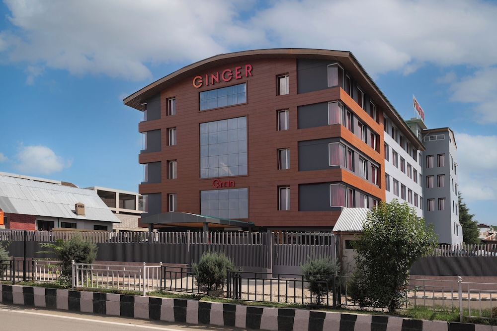 Ginger Srinagar Barzulla in Srinagar, India