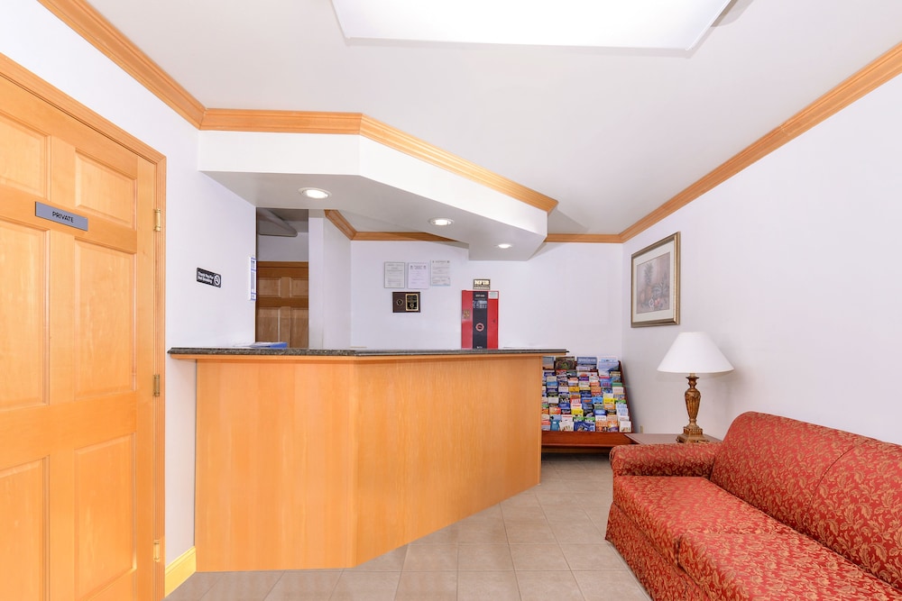 Tower Inn And Suites Of Guilford Madison - photo 8