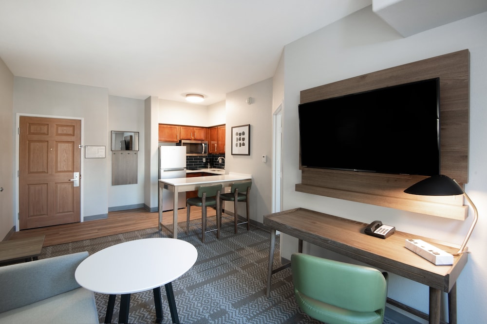 Staybridge Suites Phoenix Glendale Sports Dist by IHG - photo 17