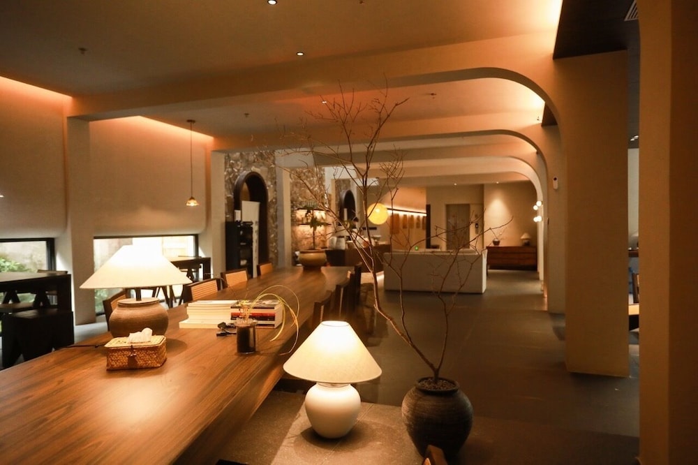 Chaozhou About Meisu Ancient City Store潮州关于媄宿古城店 in Chaozhou, People's Republic of China