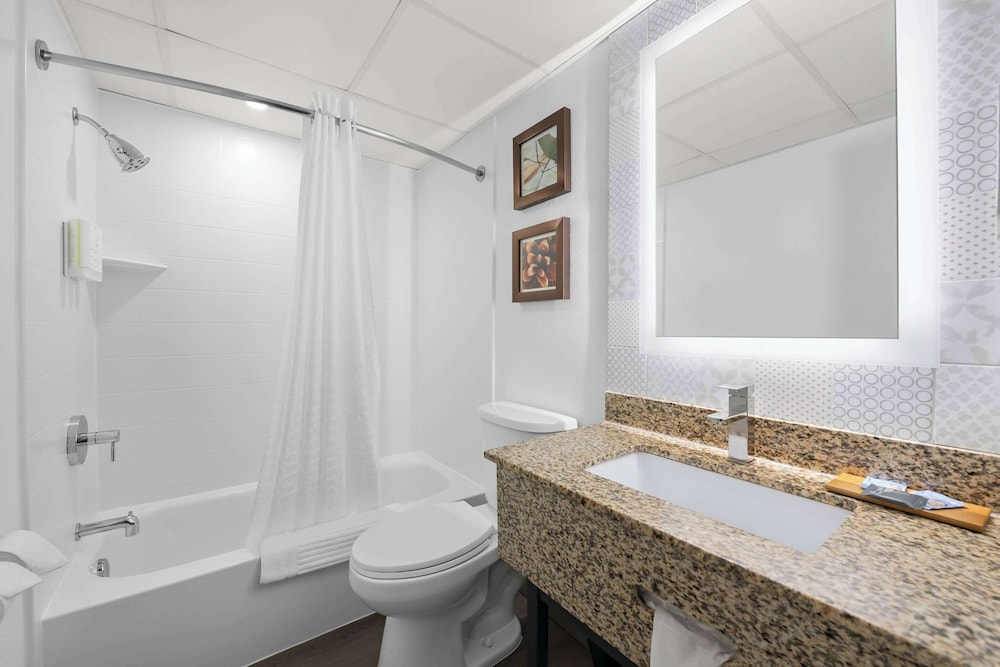 Country Inn & Suites by Radisson Coon Rapids MN - photo 35