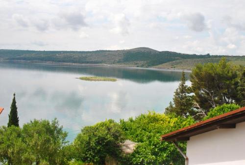Apartment Bonaca — 4-Star Luxury Hotel in Posedarje, Croatia