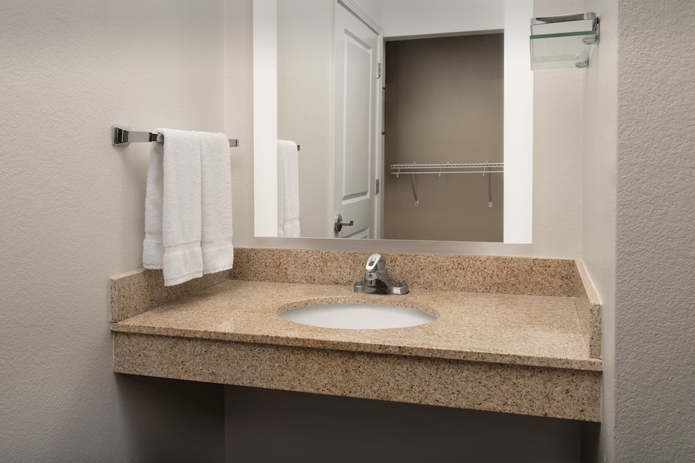 Residence Inn by Marriott Fayetteville Cross Creek - photo 26
