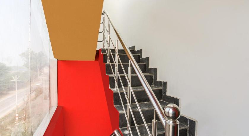 Aarush Hotels by Oyo Rooms — Bulandshahr — photo 3