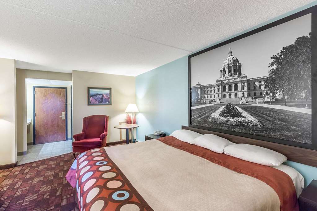 Super 8 by Wyndham Luverne - photo 12