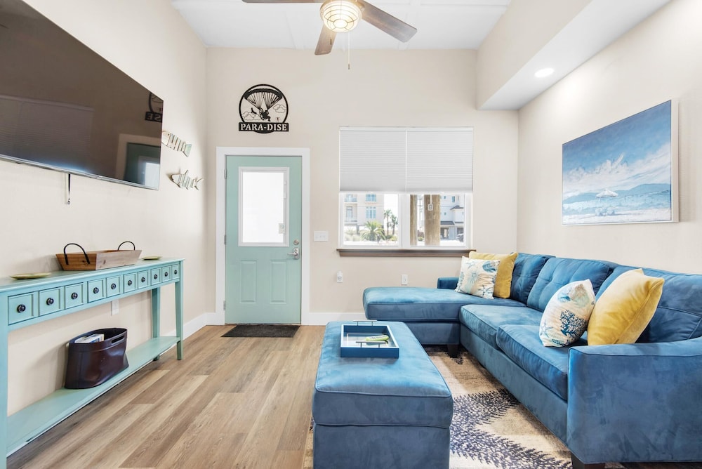 Para dise LZ in Navarre, United States