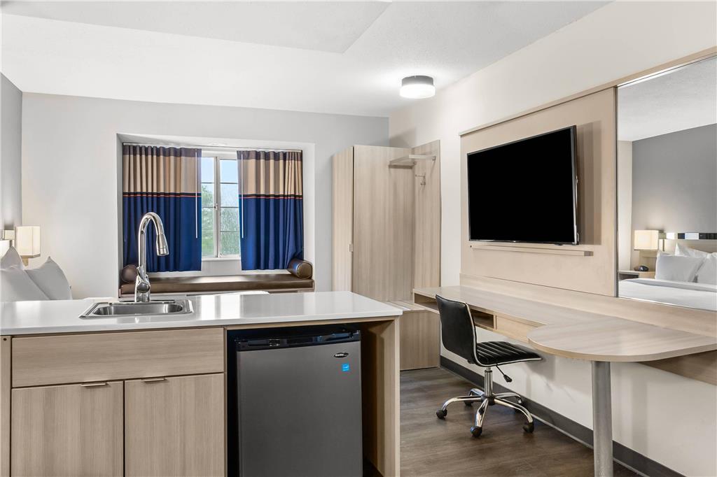 Quality Inn & Suites Nashville Bellevue - photo 26