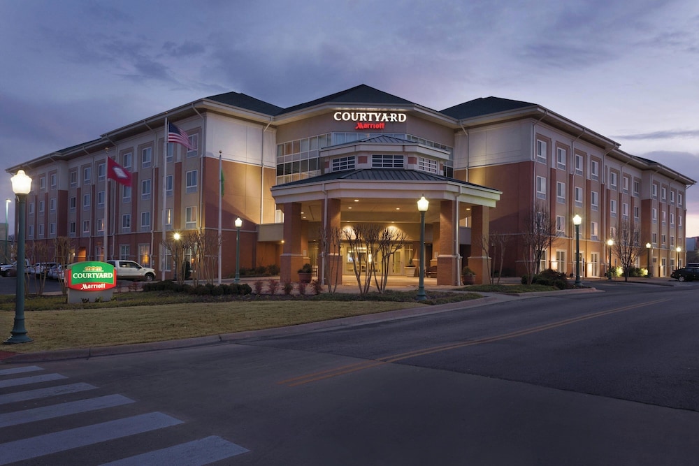 Courtyard Marriott Fort Smith Downtown - photo 23