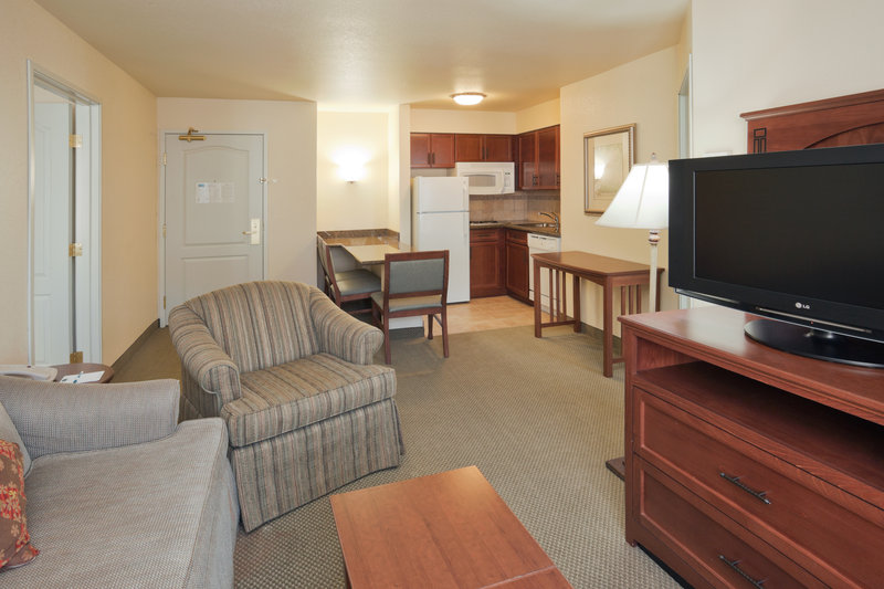 Staybridge Suites Sacramento Airport Natomas - photo 27