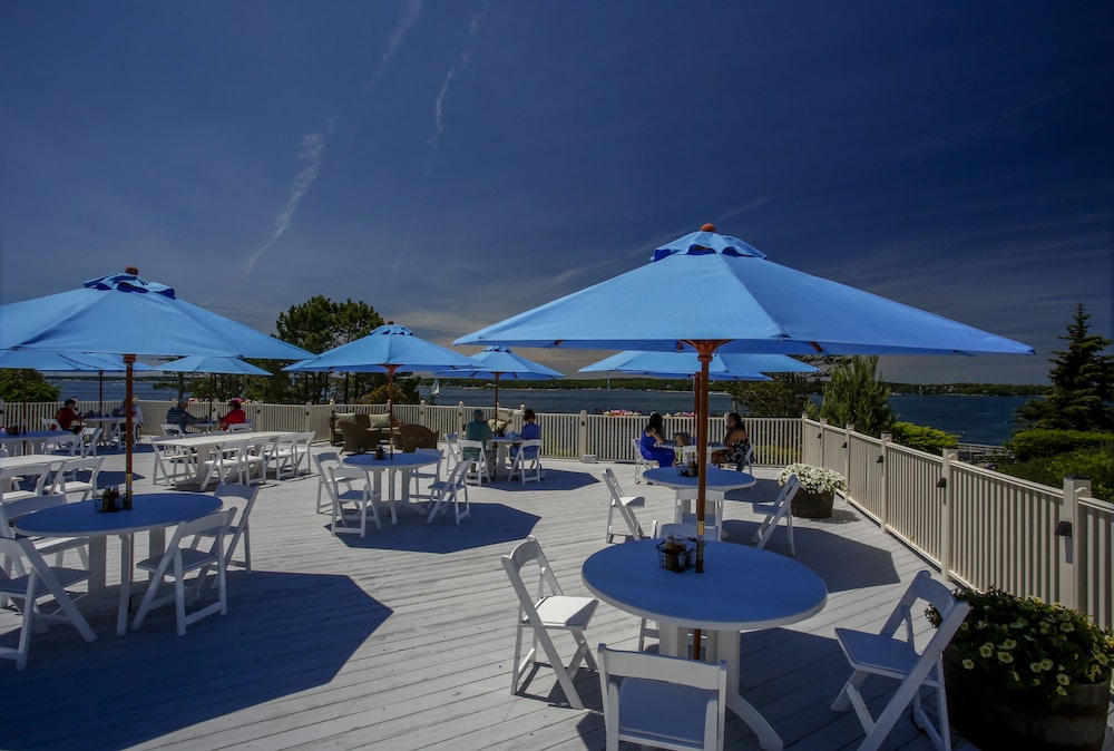Spruce Point Inn - photo 43