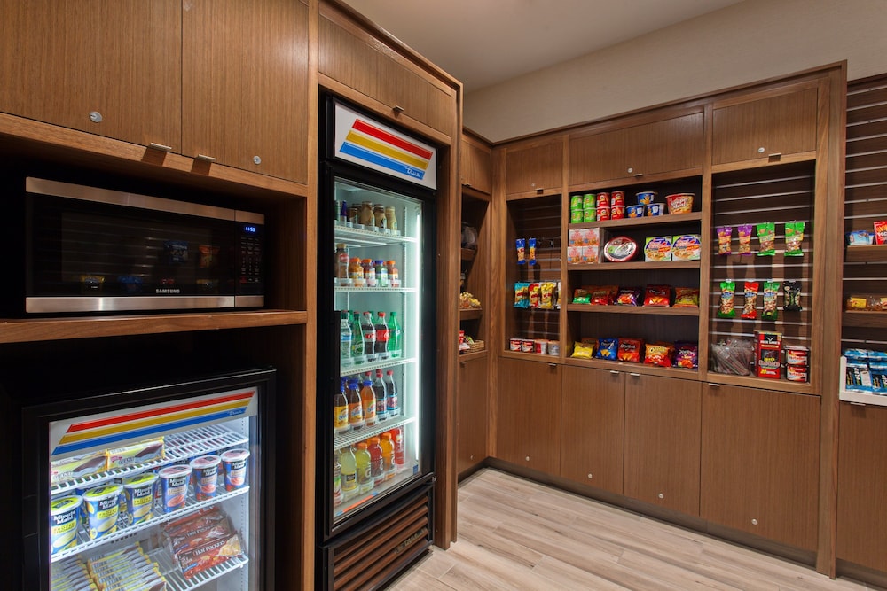 Holiday Inn Diamond Bar Pomona by IHG - photo 17
