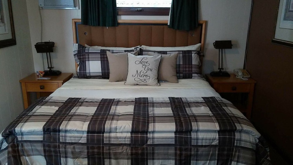 Starlight Lodge at Rockport Harbor - photo 5