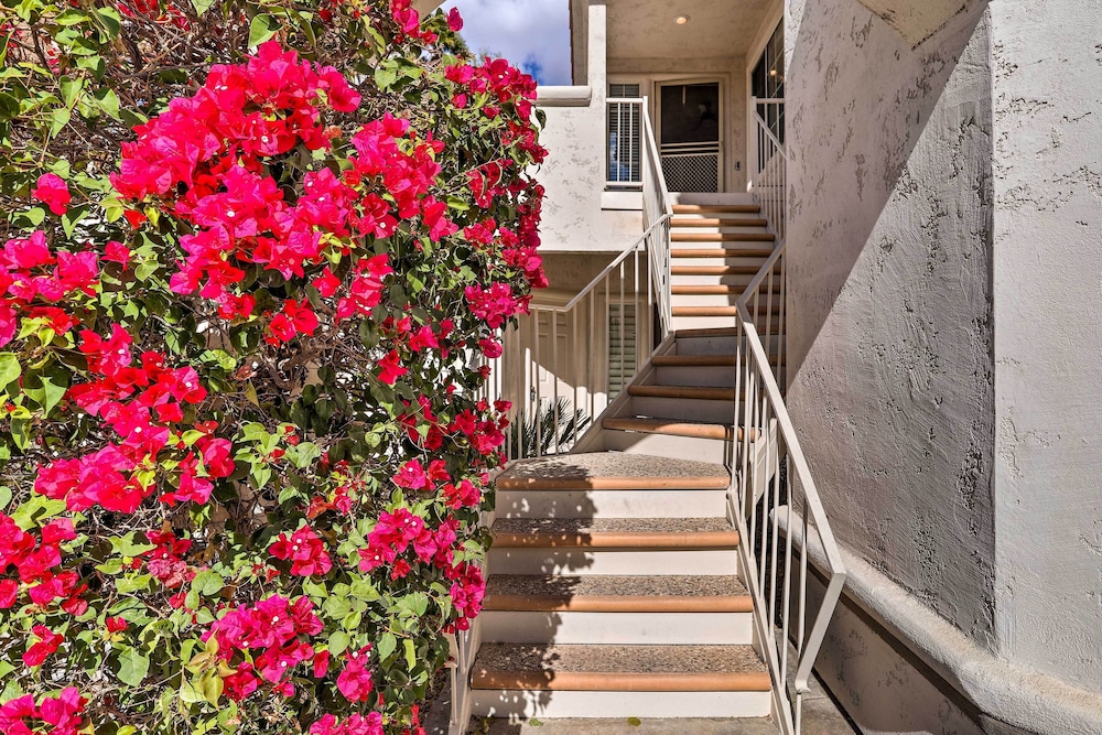 Chic Palm Desert Condo with Resort Style Amenities - photo 27
