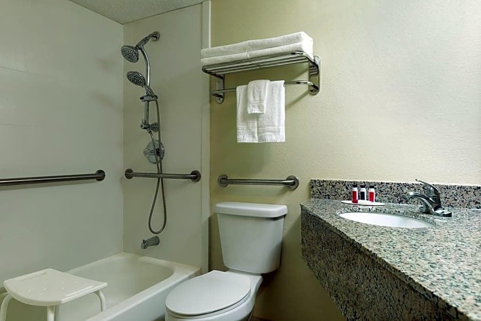 Baymont By Wyndham Florence Cincinnati - photo 13
