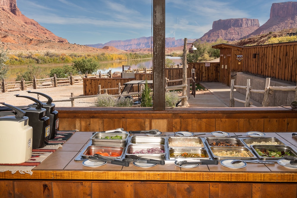 Red Cliffs Lodge - photo 59