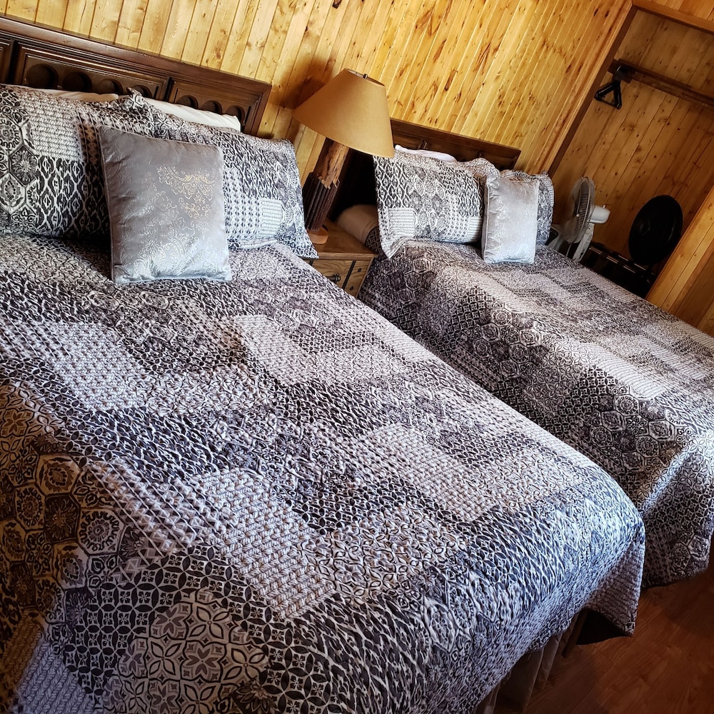 Grey Squirrel Resort - photo 15