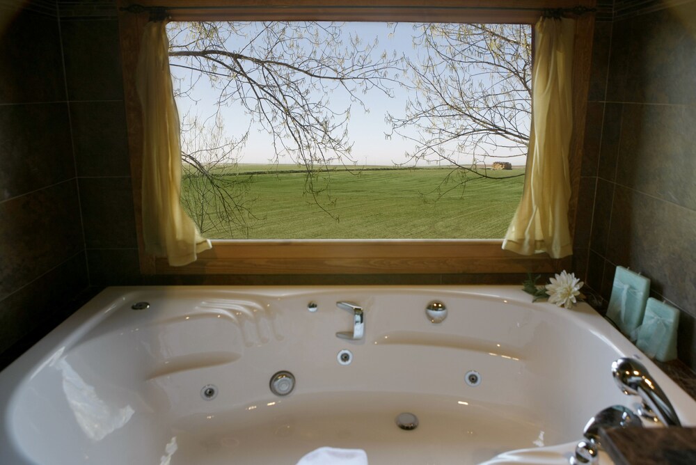 A Toca Casas Rurales en Turegano Segovia — 4-Star Luxury Hotel in Turegano, Spain