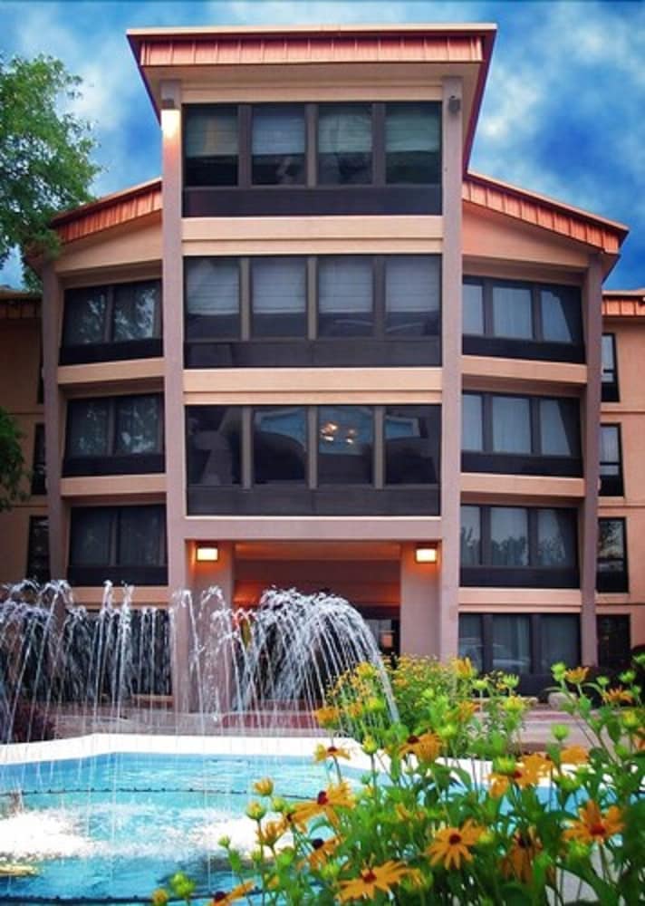 Decatur Conference Center & Hotel - photo 32