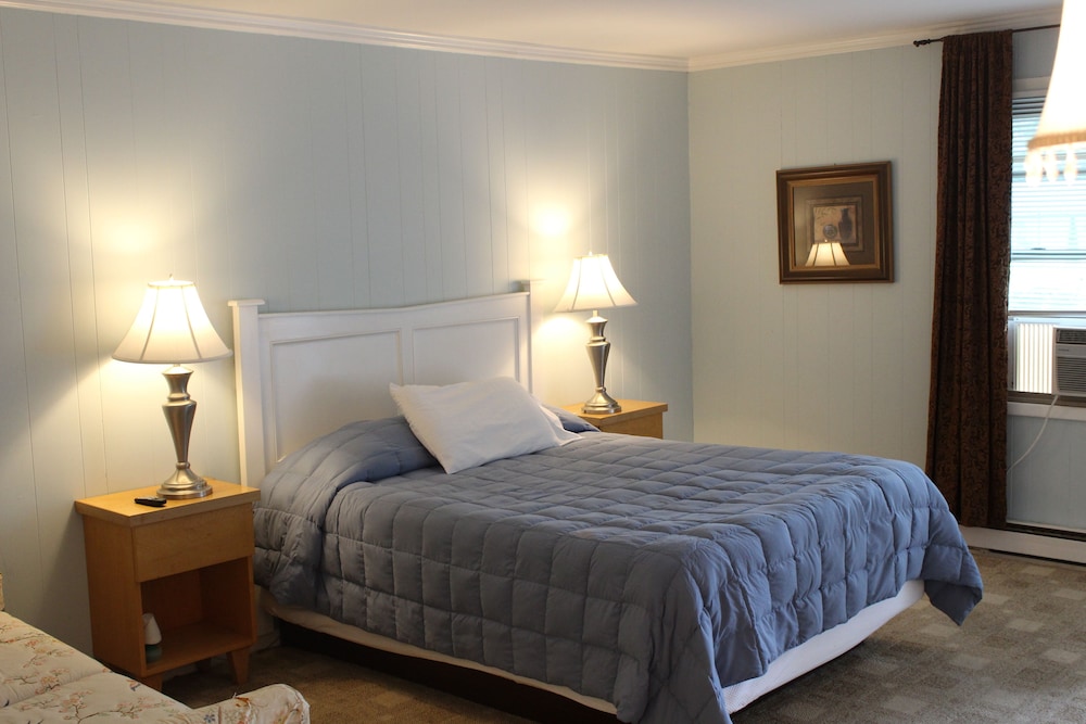 Catskill Seasons Inn - photo 24