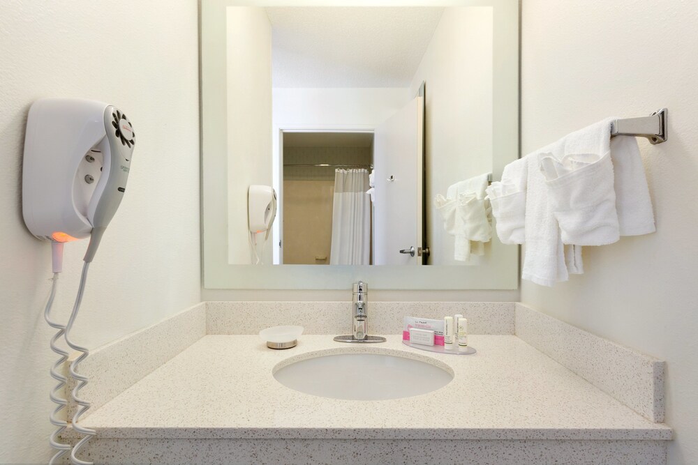 Springhill Suites Memphis East Galleria - photo 10
