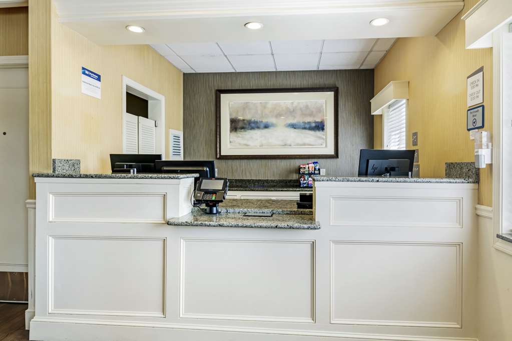 Best Western Springfield Hotel - photo 10