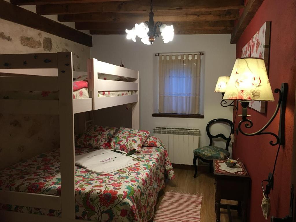 Casa Rural El Salidero — 4-Star Luxury Hotel in Fuentiduena, Spain