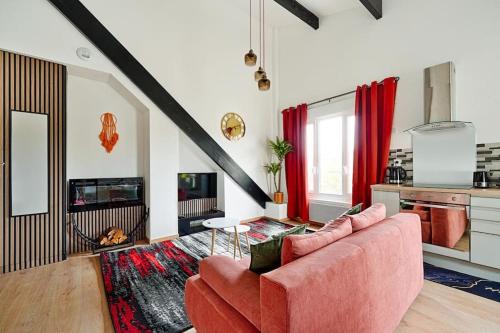 The Red Peak Paris 25min Rer D — hotel in Vigneux-Sur-Seine
