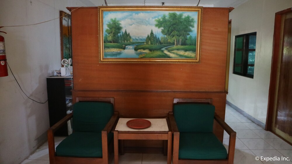 DJV Southville Guest House — Larena — photo 3