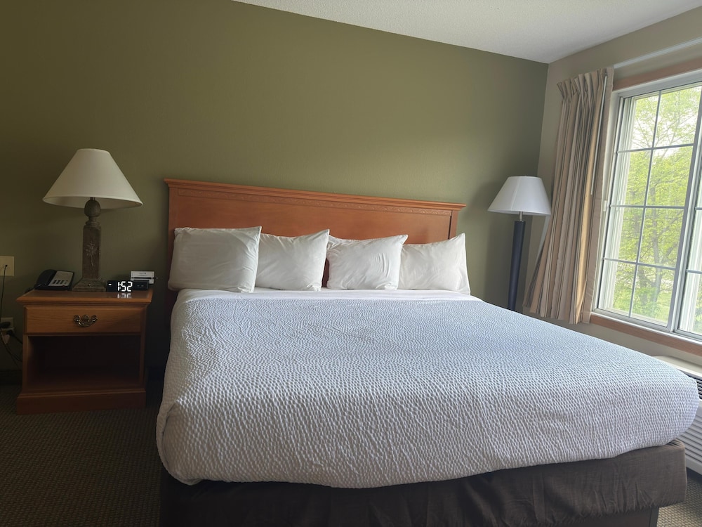 Country Inn Walker - photo 9