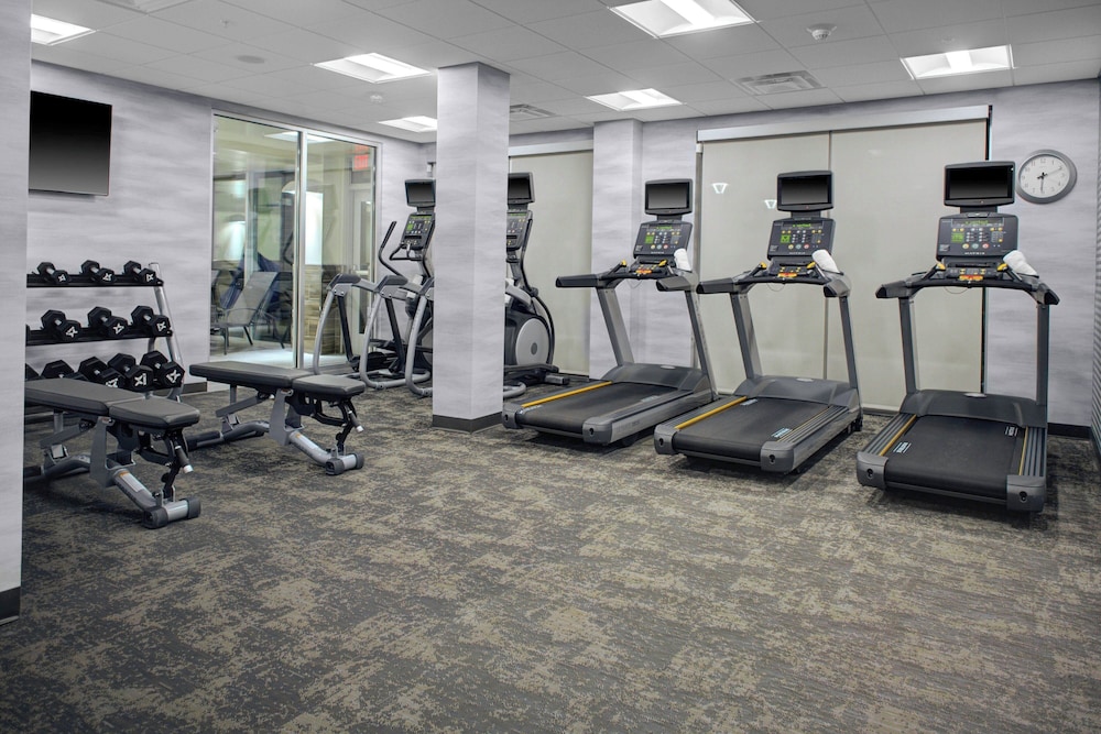 Fairfield Inn & Suites by Marriott Roanoke Salem - photo 12