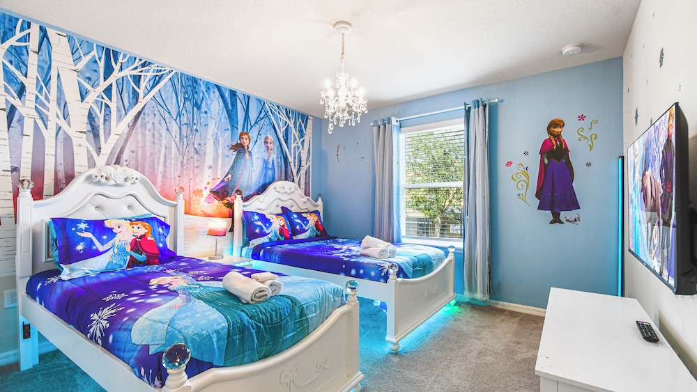 7BR Solterra Resort Newly Renovated Home w Pool - photo 8