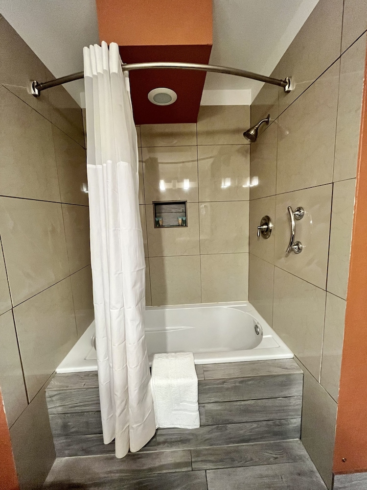 Sun Valley Motel - photo 11