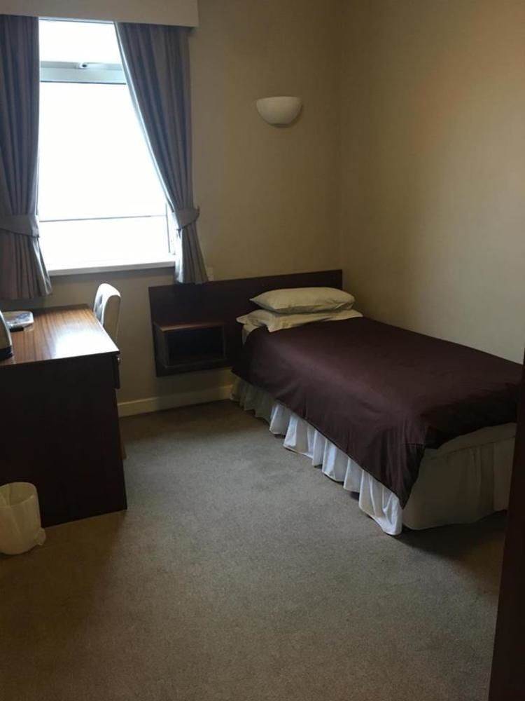 The Fitzwilliam Hotel — hotel in Rotherham