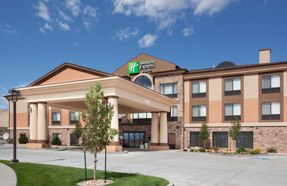 Holiday Inn Express Hotel & Suites Richfield by IHG - photo 52