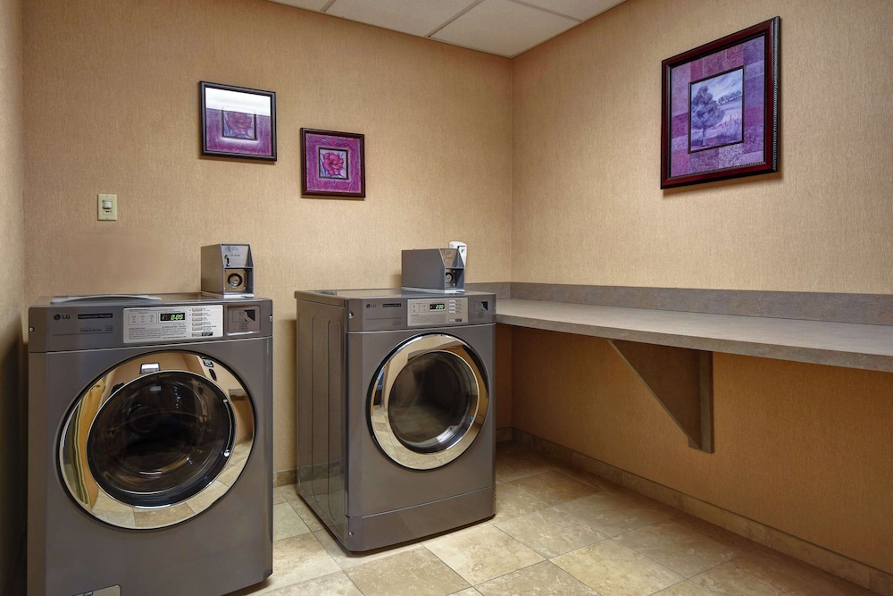 Hampton Inn Rutland - photo 49