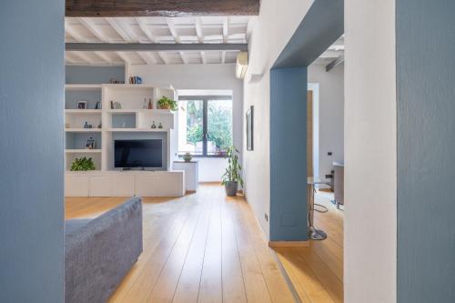 Boschetto Apt Homkeey Apartments — 4-Star Luxury Hotel in Rome, Italy