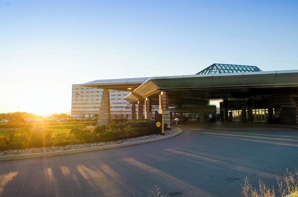 Mohegan Pennsylvania Casino Resort Adults Only 21 - photo 62