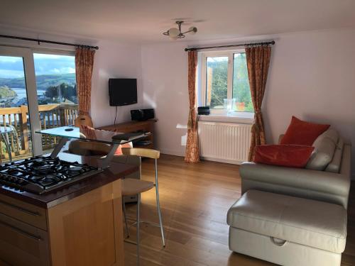 Suncot Apartment — 4-Star Luxury Hotel in Salcombe, United Kingdom