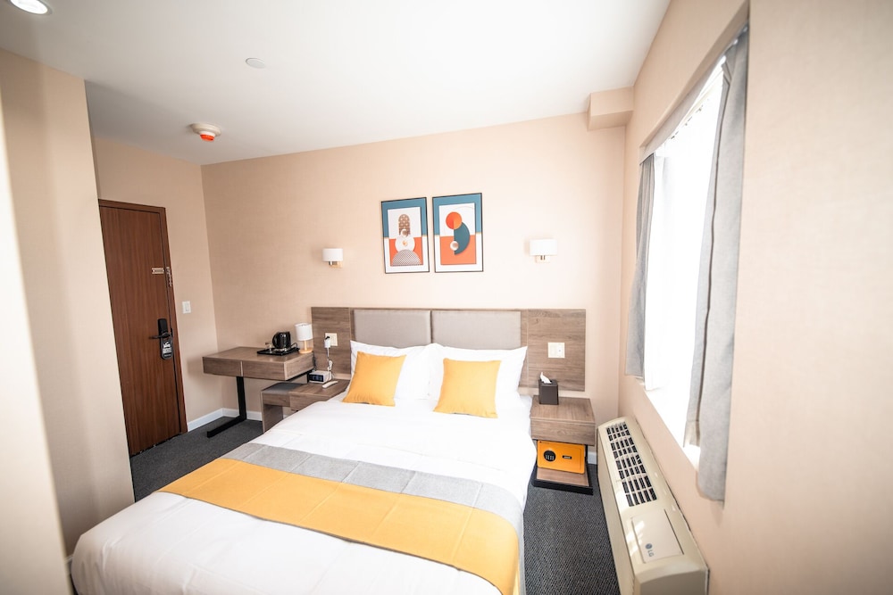 Flushing Garden Hotel - photo 3