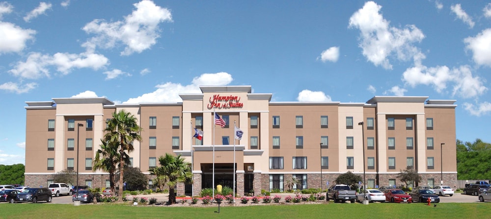 Hampton Inn & Suites Bay City TX - photo 42