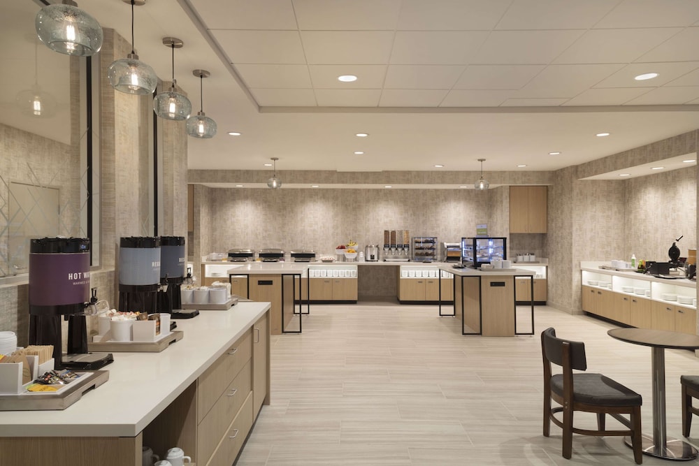 Home2 Suites By Hilton Clovis - photo 17