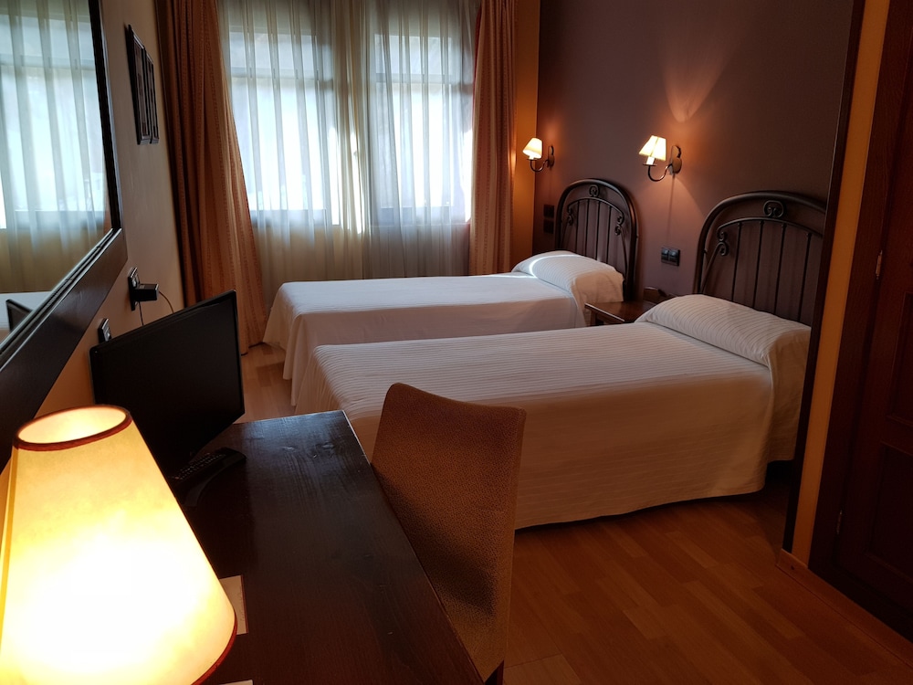 Hotel Cotiella — Campo — photo 5