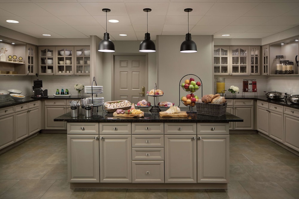 Homewood Suites by Hilton Lubbock - photo 16