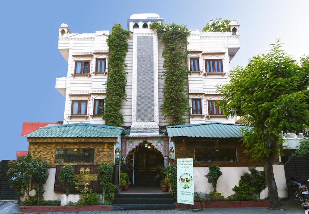 Ratan Niwas - last minute hotel in Jaipur