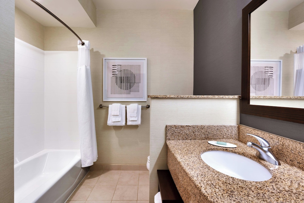 Courtyard by Marriott Houston NASA Clear Lake - photo 21