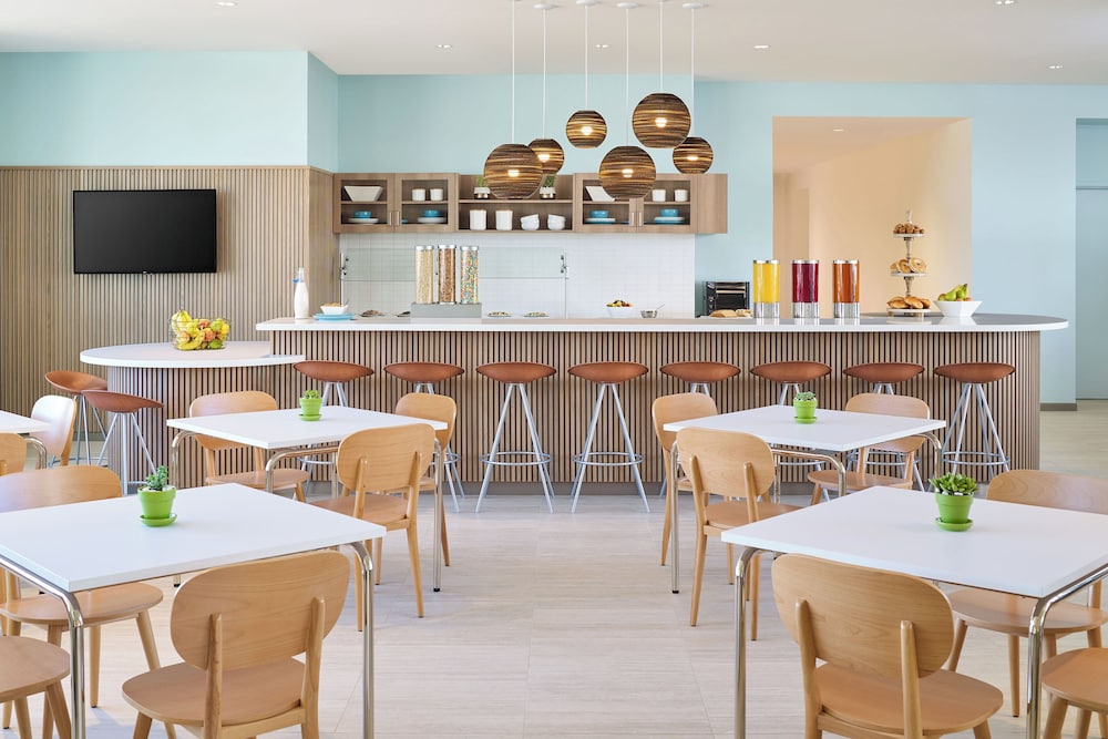 Element Dallas Las Colinas - photo 3