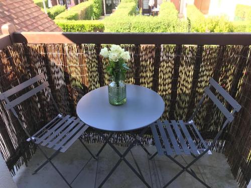 Parenthese Normande a 2 Pas de la Mer in Courseulles-Sur-Mer, France