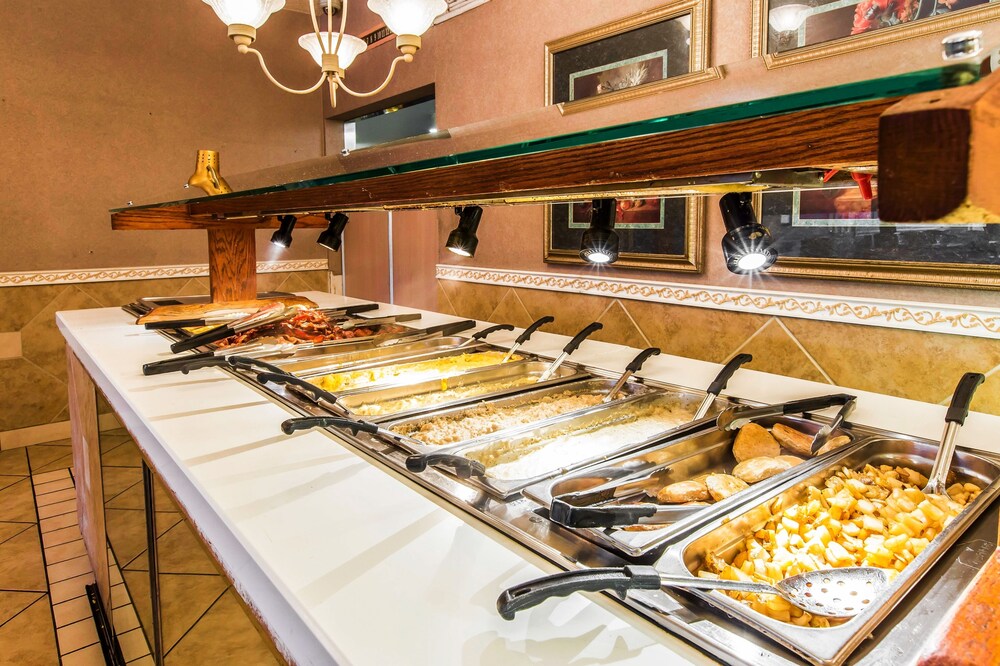 Quality Inn & Suites Waycross - photo 24