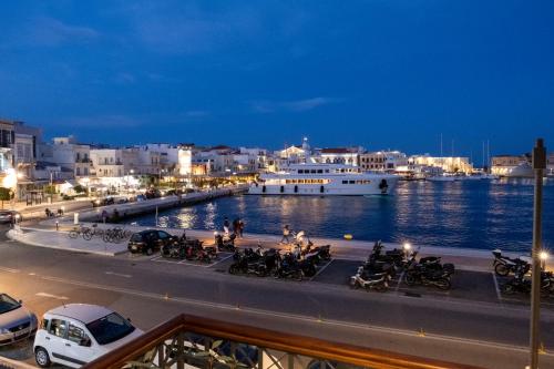 Venus Luxury Apartment — 4-Star Luxury Hotel in Ermoupolis, Greece
