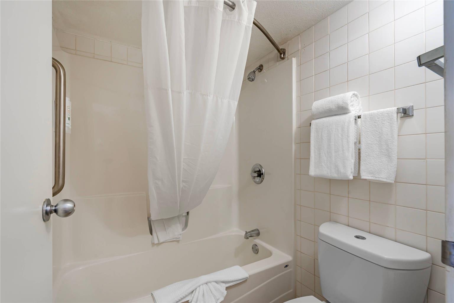 Quality Inn & Suites Conference Center - photo 19
